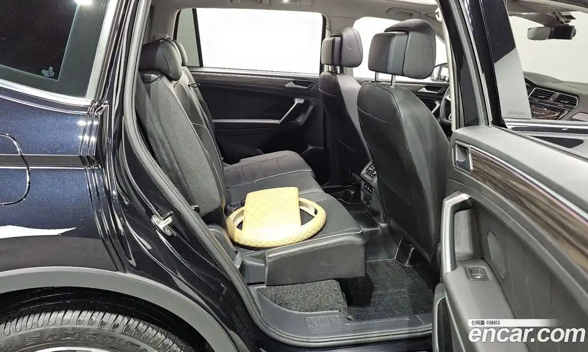 Volkswagen Tiguan 2022 2.0 гидро в Москве № 168721, фото 12
