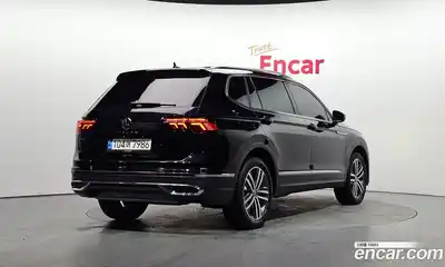 Volkswagen Tiguan 2022 2.0 гидро в Москве № 168721, миниатюра 2