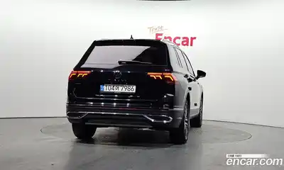 Volkswagen Tiguan 2022 2.0 гидро в Москве № 168721, миниатюра 4