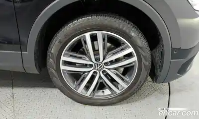 Volkswagen Tiguan 2022 2.0 гидро в Москве № 168721, миниатюра 5