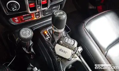 Jeep Wrangler 2020 2.0 гидро в Москве № 169668, миниатюра 9