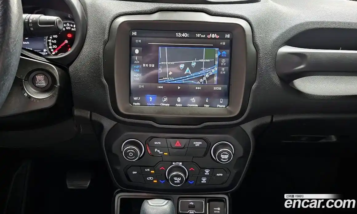 Jeep Renegade 2019 2.4 гидро в Москве № 169788, фото 14