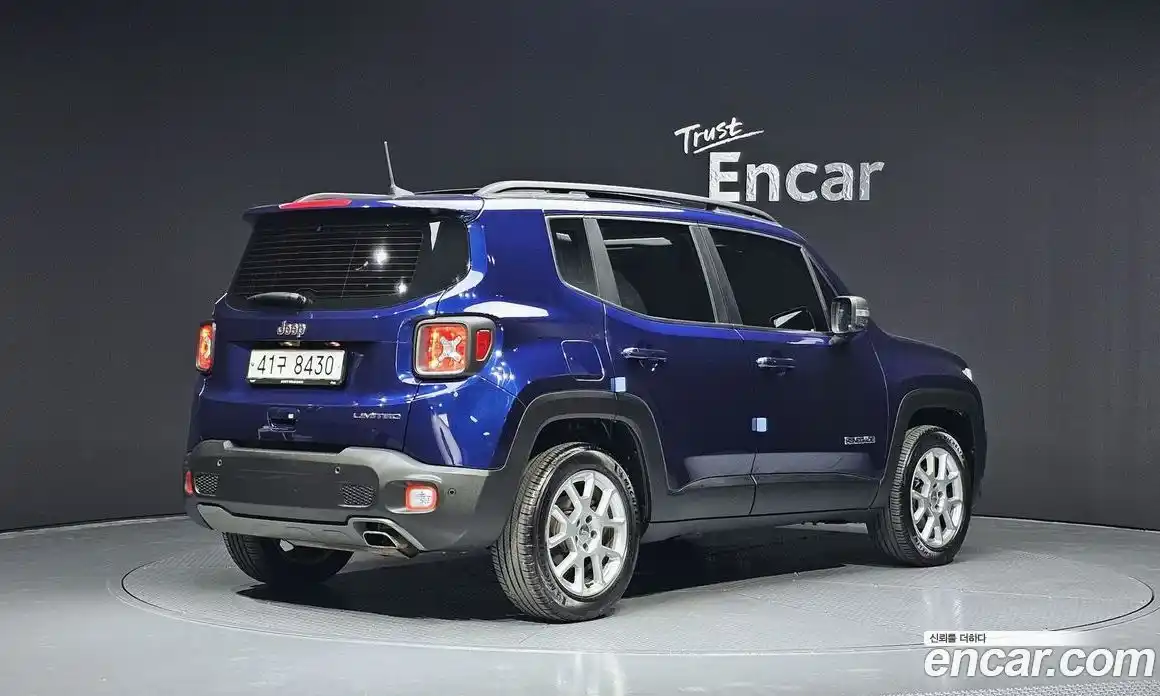 Jeep Renegade 2019 2.4 гидро в Москве № 169788, фото 2