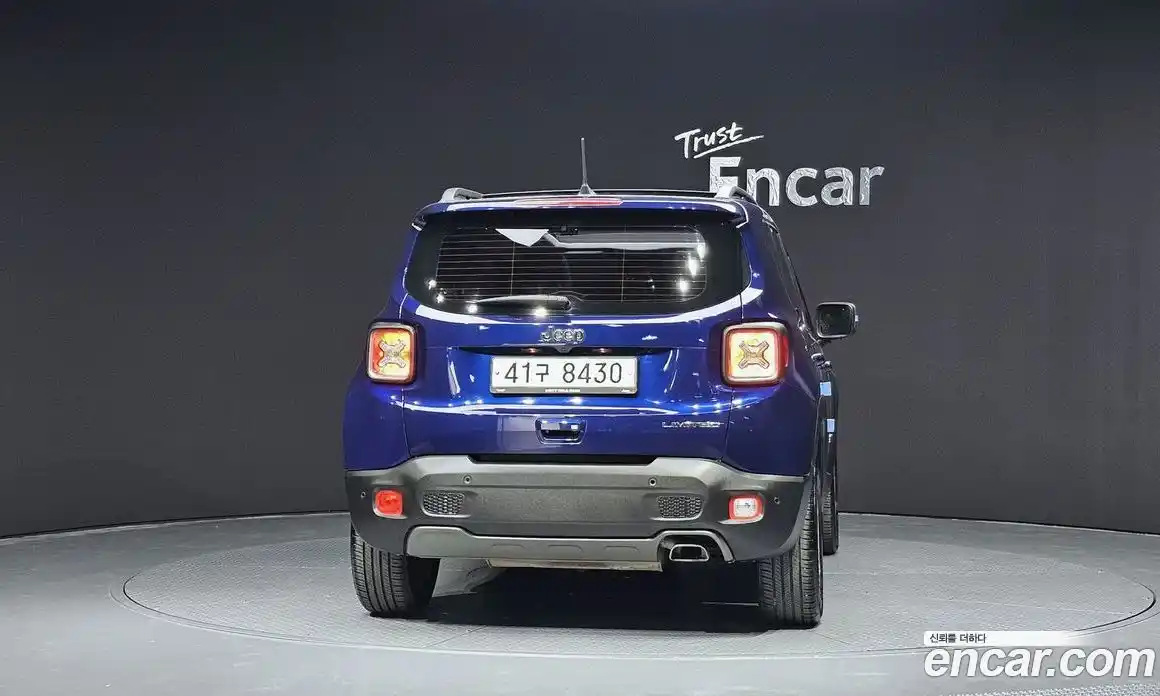 Jeep Renegade 2019 2.4 гидро в Москве № 169788, фото 4