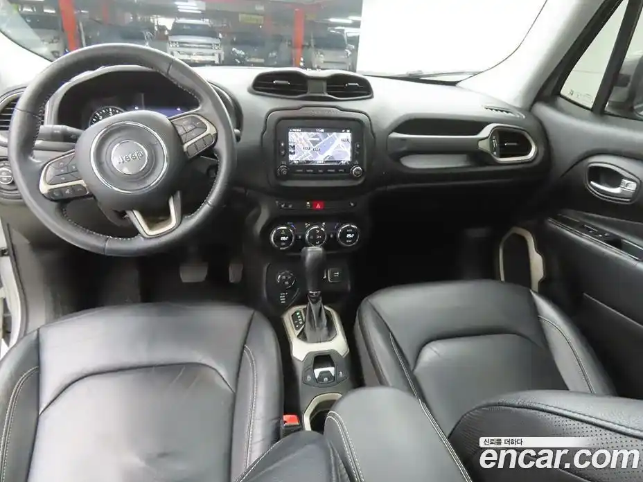 Jeep Renegade 2015 2.0 гидро в Москве № 170039, фото 7