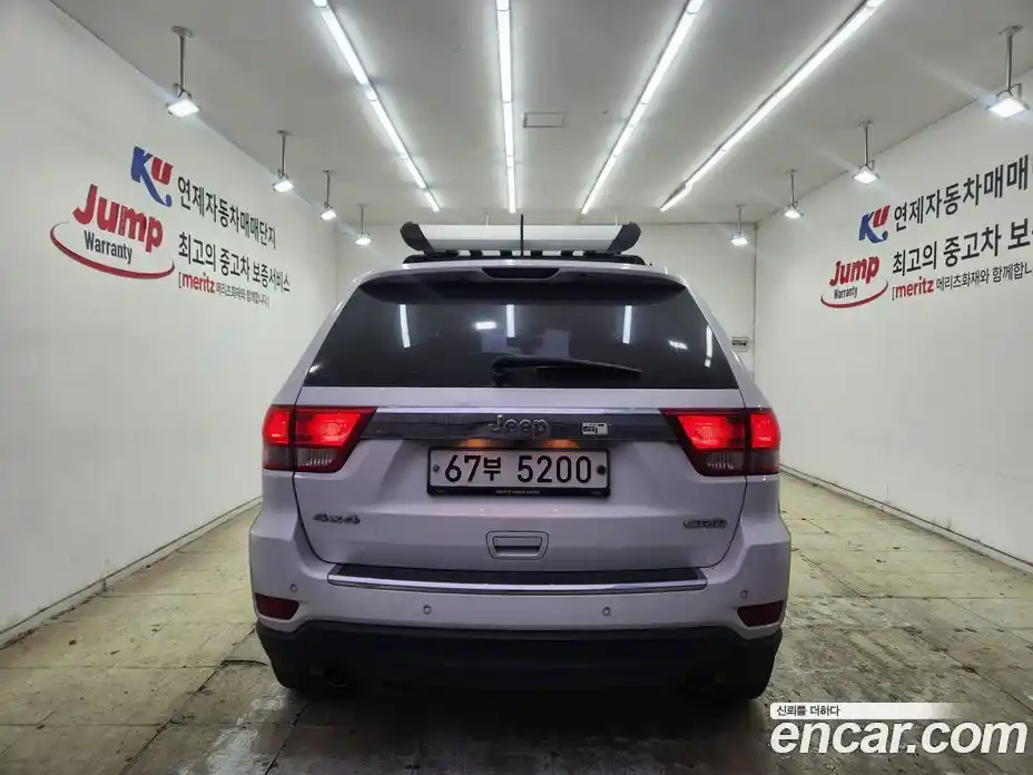 Jeep Cherokee 2013 3.0 гидро в Москве № 170112, фото 11