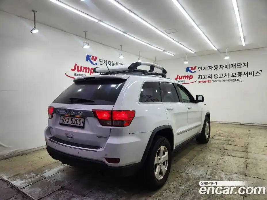 Jeep Cherokee 2013 3.0 гидро в Москве № 170112, фото 12