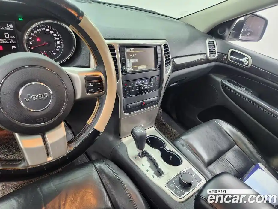Jeep Cherokee 2013 3.0 гидро в Москве № 170112, фото 7