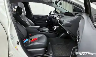 Toyota Prius 2018 1.8 гидро в Москве № 170294, миниатюра 11