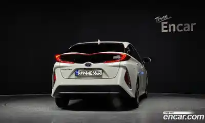 Toyota Prius 2018 1.8 гидро в Москве № 170294, миниатюра 4