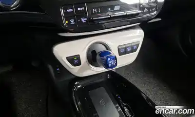 Toyota Prius 2018 1.8 гидро в Москве № 170294, миниатюра 9