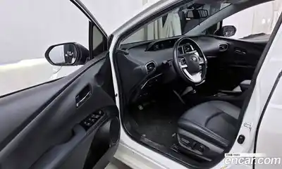 Toyota Prius 2018 1.8 гидро в Москве № 170294, миниатюра 10