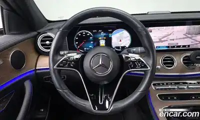 Mercedes-Benz E-Class 2022 2.0 гидро, миниатюра 12