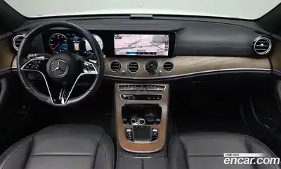 Mercedes-Benz E-Class 2022 2.0 гидро, миниатюра 6