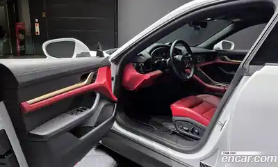 Porsche Taycan 2023 0.1 гидро в Москве № 197153, миниатюра 11