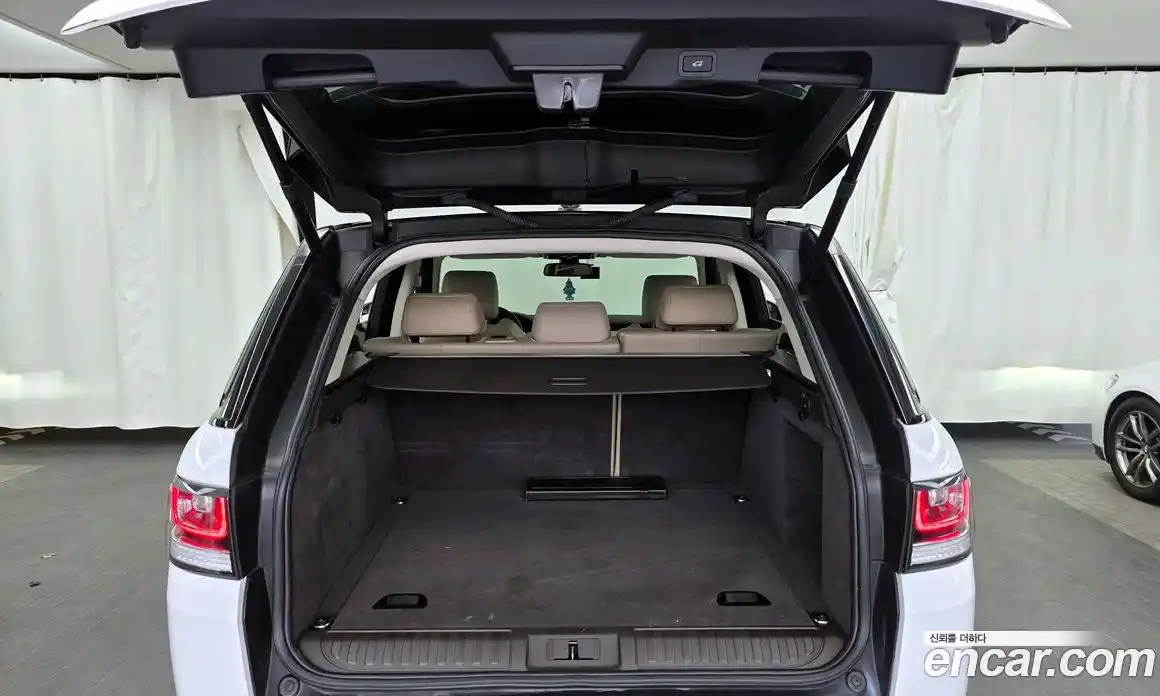 Land Rover Range-Rover Sport 2015 3.0 гидро в Москве № 198264, фото 20
