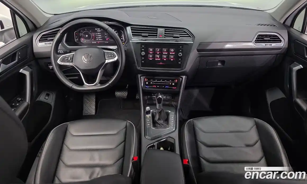 Volkswagen Tiguan 2023 2.0 гидро в Москве № 199023, фото 7
