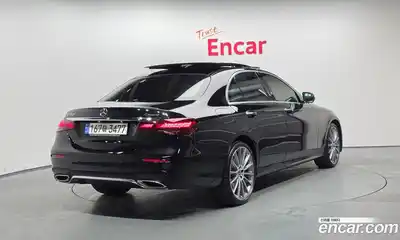 Mercedes-Benz E-Class 2022 2.0 гидро в Москве № 199994, миниатюра 2