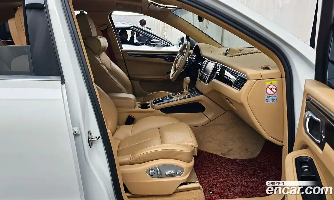 Porsche Macan 2015 3.0 гидро в Москве № 213256, фото 11