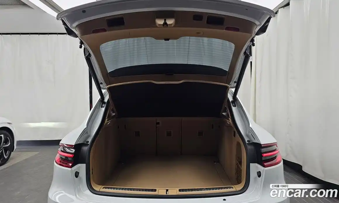 Porsche Macan 2015 3.0 гидро в Москве № 213256, фото 20