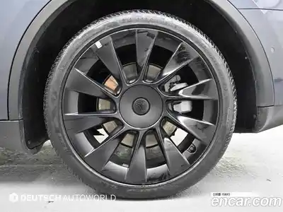 Tesla Model Y 2022 гидро в Москве № 214583, миниатюра 5