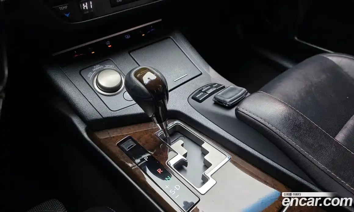 Lexus ES 2015 3.5 гидро в Москве № 214666, фото 8