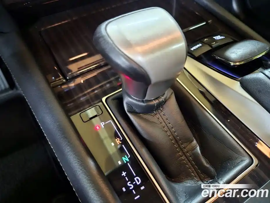 Lexus LS 2014 4.6 гидро в Москве № 214808, фото 9
