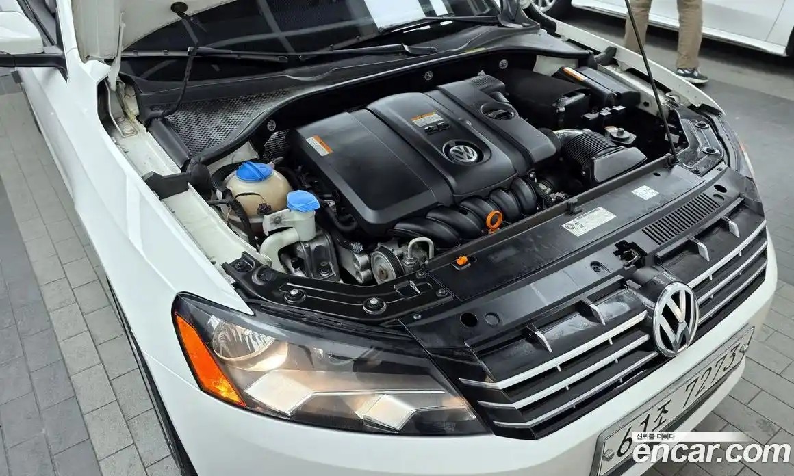 Volkswagen Passat 2013 2.5 гидро в Москве № 214891, фото 6