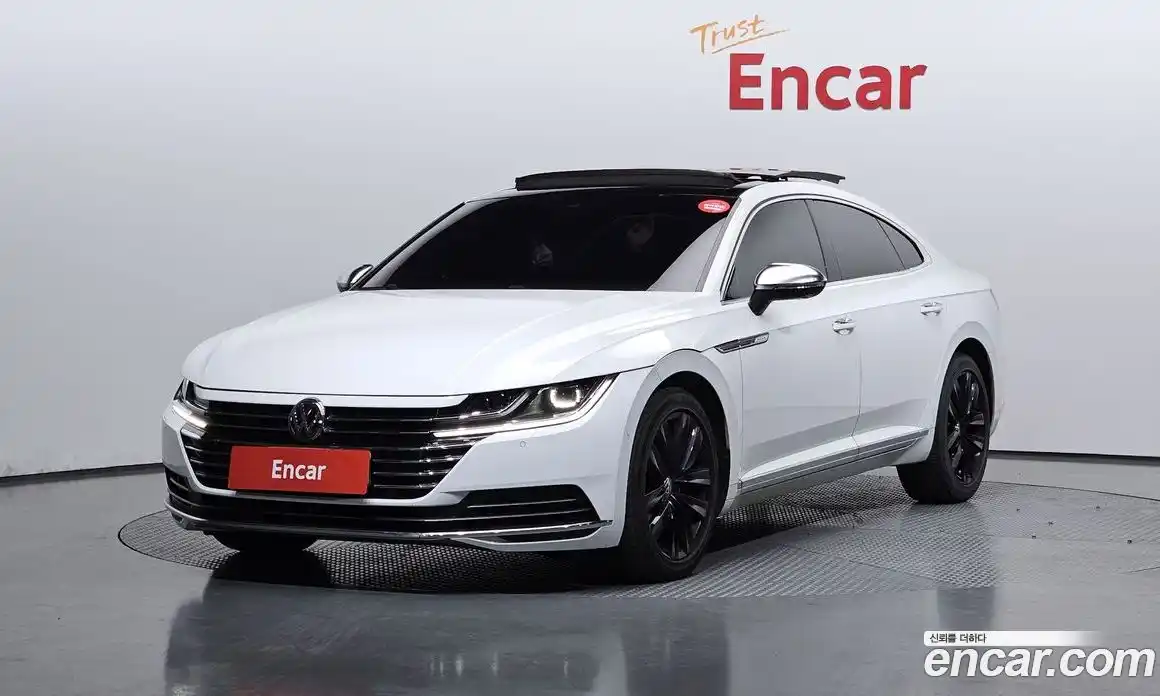 Volkswagen Arteon 2019 2.0 гидро в Москве № 215188, фото 1