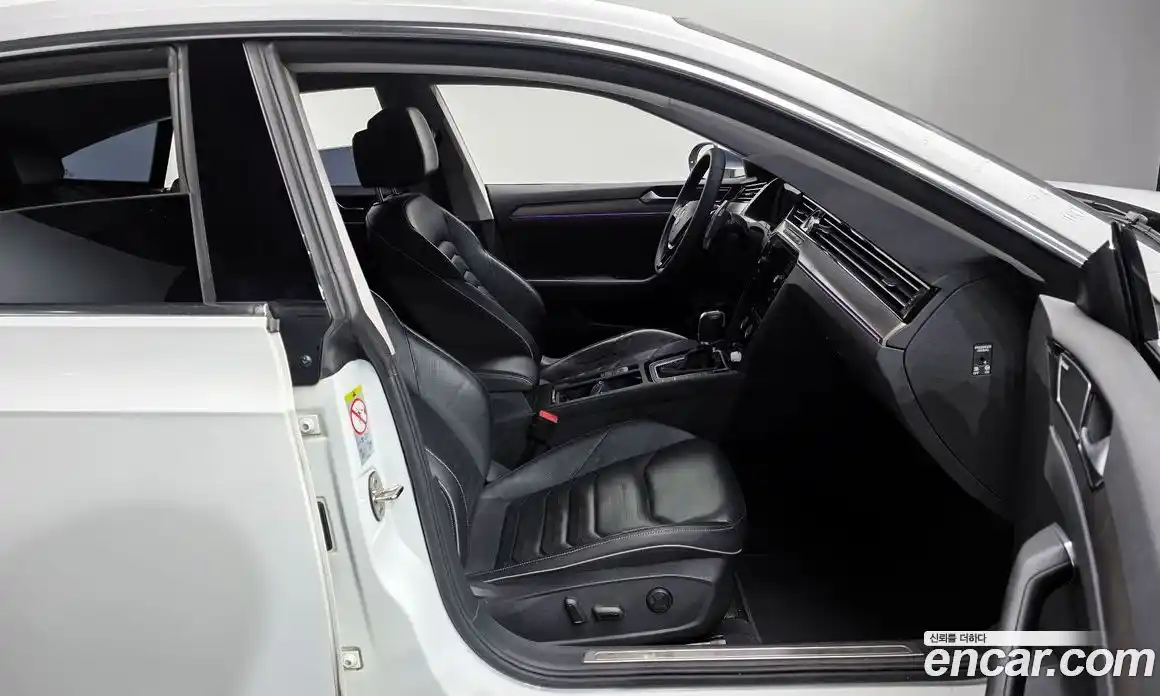 Volkswagen Arteon 2019 2.0 гидро в Москве № 215188, фото 10
