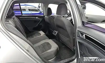 Volkswagen Golf 2015 1.6 гидро в Москве № 215298, миниатюра 12