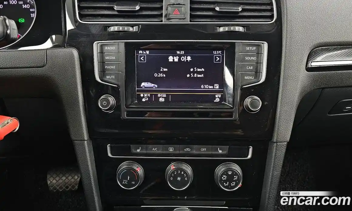 Volkswagen Golf 2015 1.6 гидро в Москве № 215298, фото 14