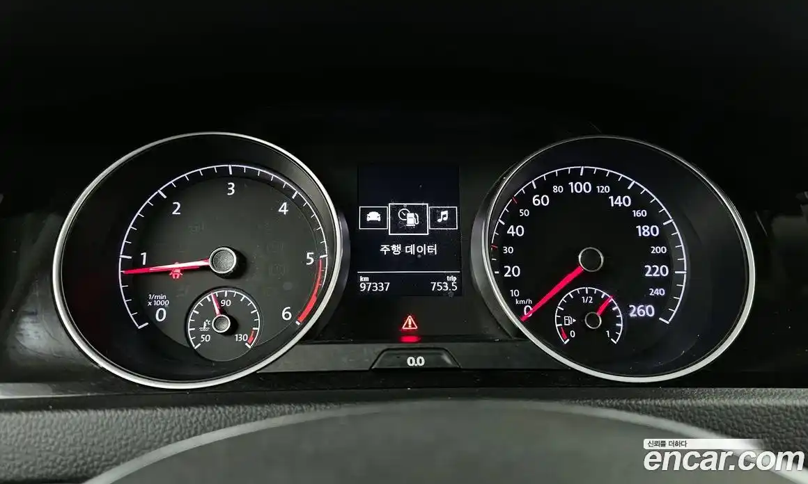 Volkswagen Golf 2015 1.6 гидро в Москве № 215298, фото 8