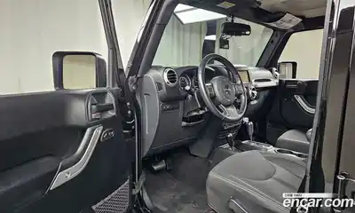 Jeep Wrangler 2017 3.6 гидро в Москве № 215450, миниатюра 10