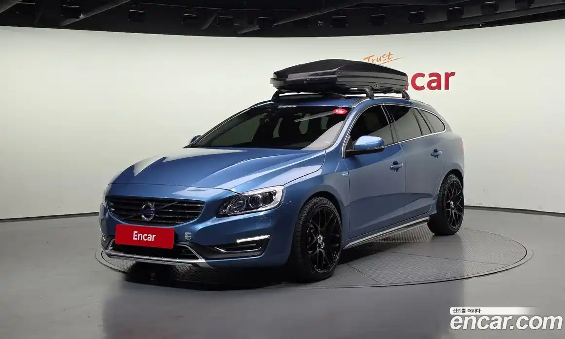 Volvo V60 2015 1.6 гидро в Москве № 217203, фото 1