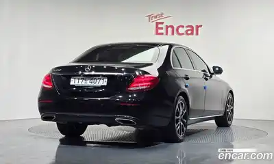 Mercedes-Benz E-Class 2020 2.0 гидро, миниатюра 2