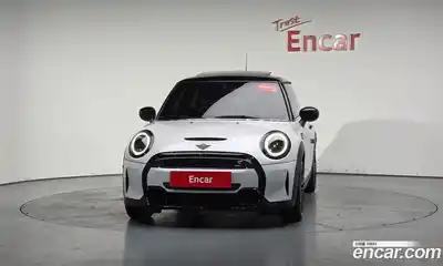 Mini Cooper 2024 2.0 гидро в Москве № 231381, миниатюра 2