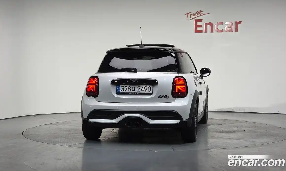 Mini Cooper 2024 2.0 гидро в Москве № 231381, фото 3