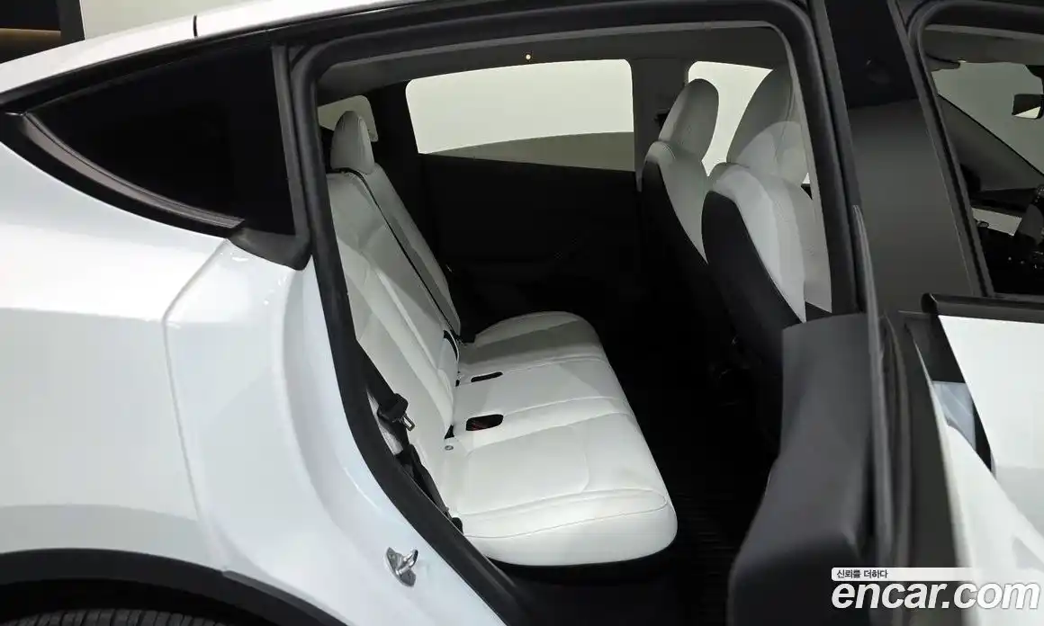 Tesla Model Y 2024 0.2 гидро в Москве № 231553, фото 12