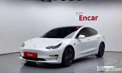 Tesla Model 3, 2020