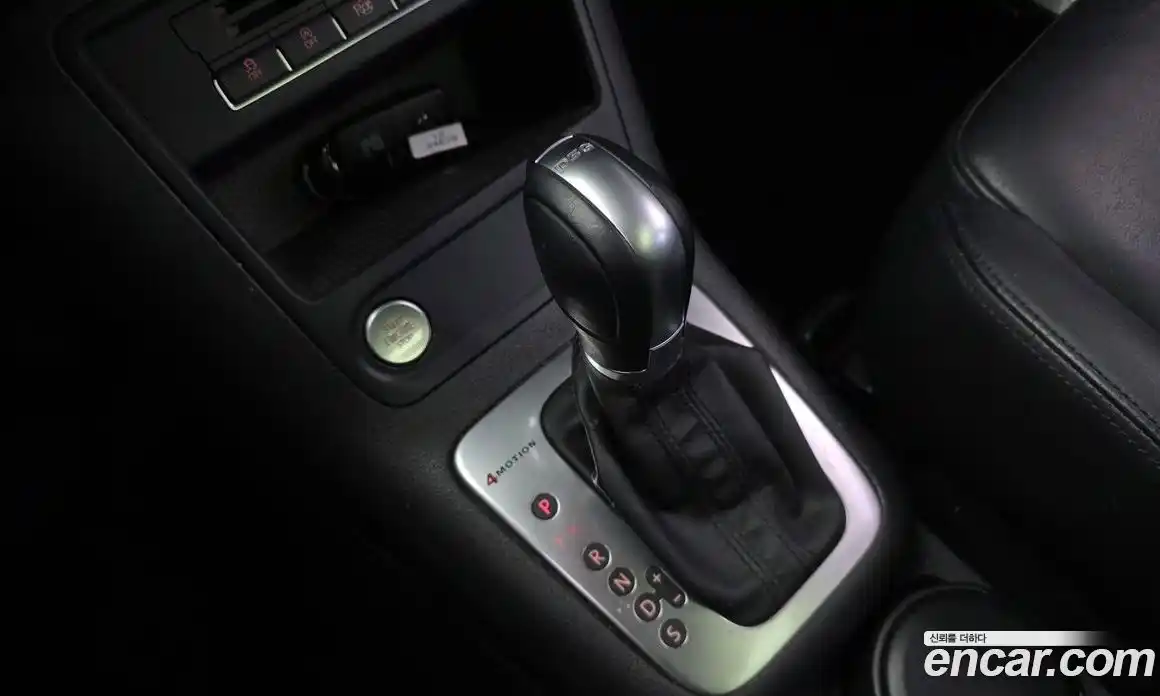 Volkswagen Tiguan 2014 2.0 гидро в Москве № 232175, фото 9