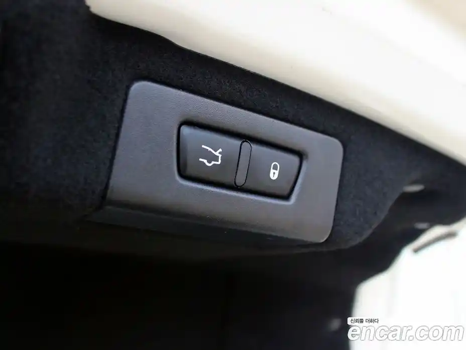 Maserati Quattroporte 2018 3.0 гидро в Москве № 236158, фото 20