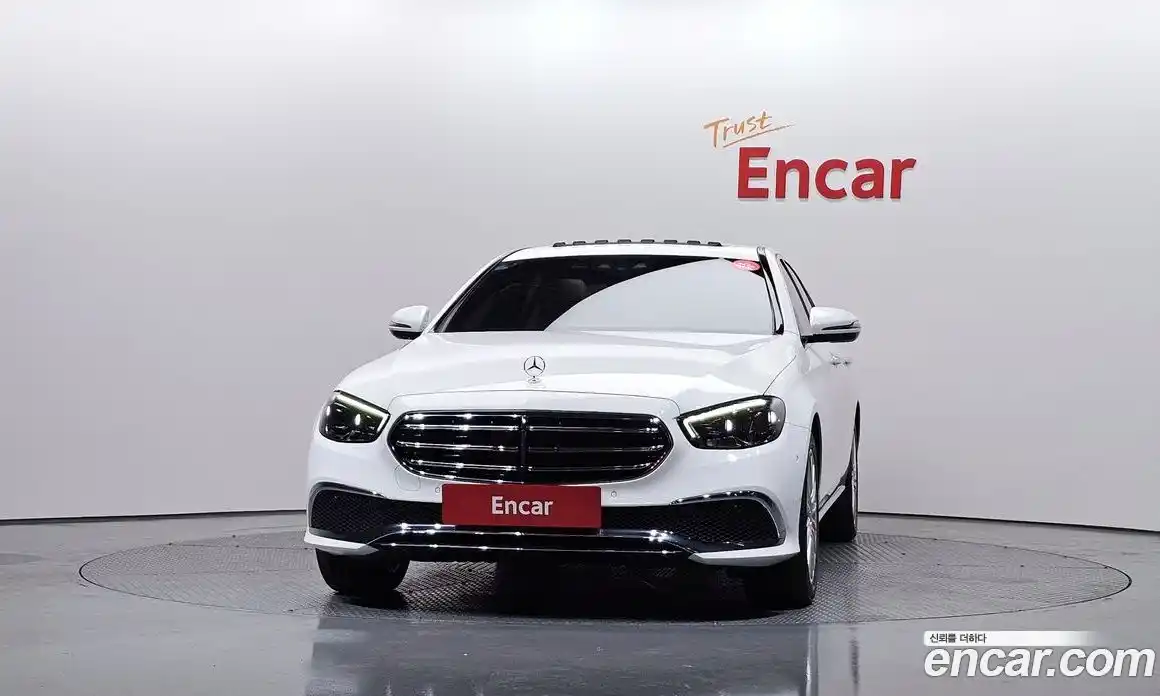 Mercedes-Benz E-Class 2021 2.0 гидро, фото 3