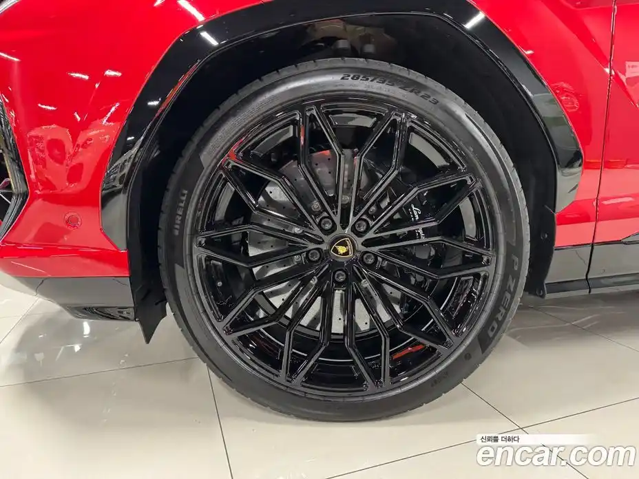 Lamborghini Urus 2025 4.0 гидро в Москве № 246352, фото 17