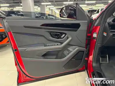 Lamborghini Urus 2025 4.0 гидро в Москве № 246352, миниатюра 7