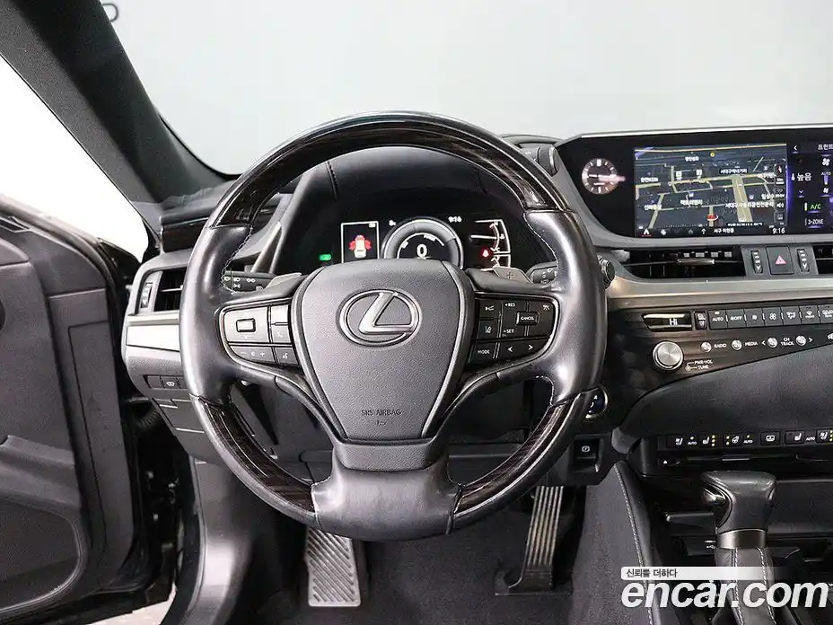 Lexus ES 2021 2.5 вариатор в Москве № 254340, фото 9