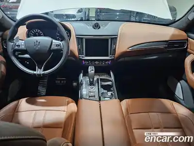 Maserati Levante 2023 3.0 гидро в Москве № 255960, миниатюра 7