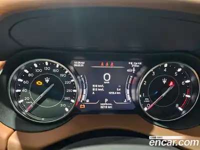 Maserati Levante 2023 3.0 гидро в Москве № 255960, миниатюра 8