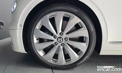 Bentley Flying Spur 2022 4.0 гидро в Москве № 256675, миниатюра 5