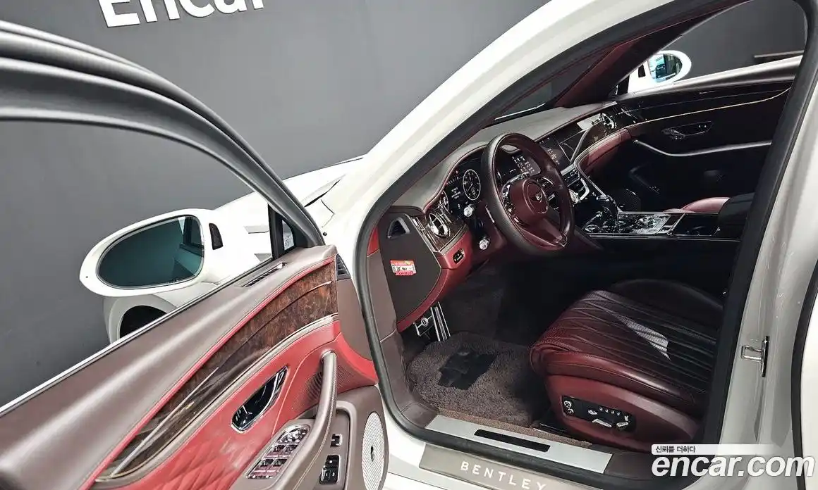 Bentley Flying Spur 2022 4.0 гидро в Москве № 256675, фото 10